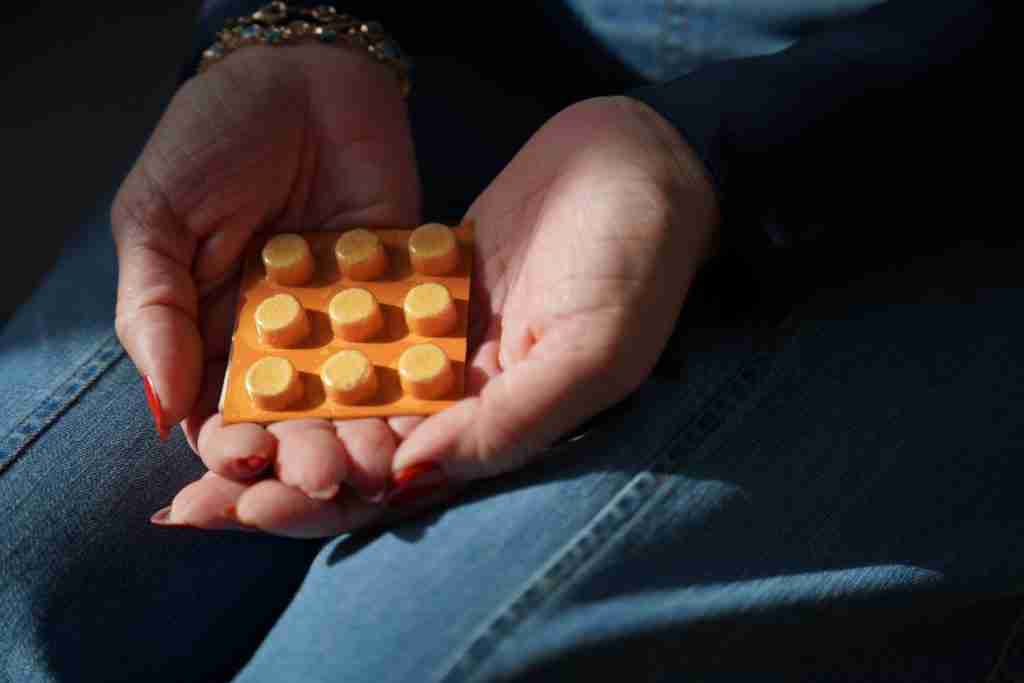 holding lozenges